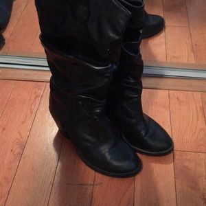 Cowboy style boots size 6